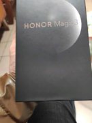 本人自己用了不到一个月的华为荣耀手机有需要的电话