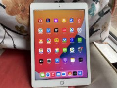 金色iPadAir苹果平板，个人一手自用