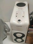 个人使用台式电脑，单主机