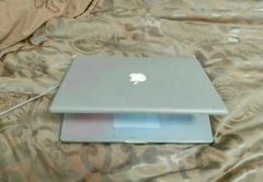 苹果笔记本电脑