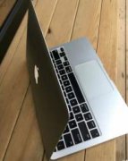 超薄款苹果笔记本电脑自用